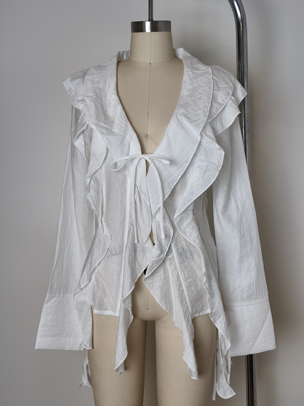 emory park White Ruffled Tie-Front Blouse